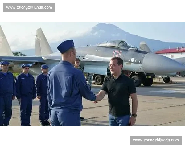 斯洛特谈争议:加克波那次更像点球,别苛责个人